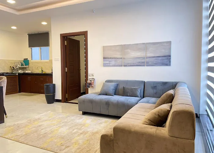 Green Star City Apartment