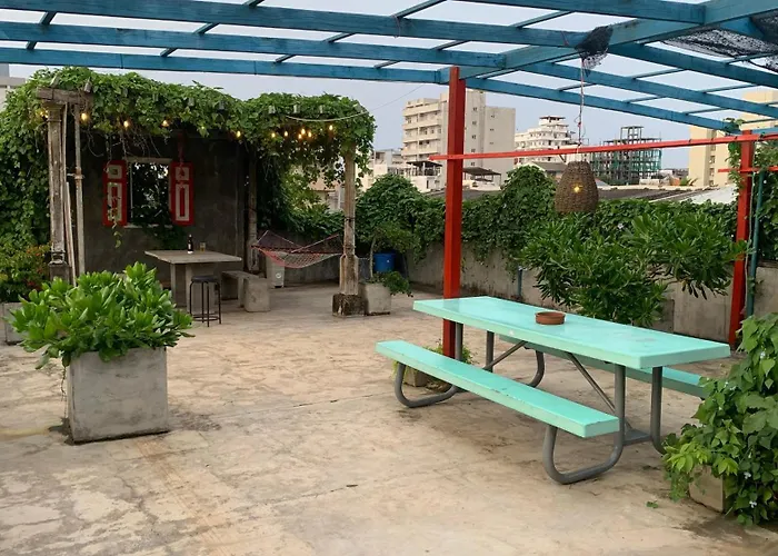 Colombo Beach Hostel
